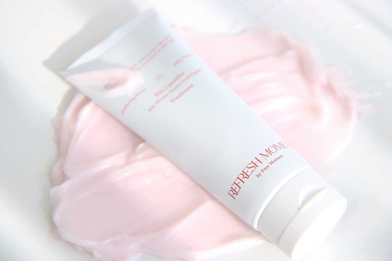 [FREEMOMENT] Парфюмированный кондиционер для волос Refresh Moment Perfume Treatment 01 Jeju Camellia , 150 мл