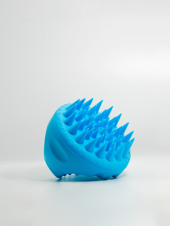 Массажная щетка для головы голубая, 1шт